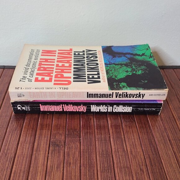 Worlds in Collision & Earth in Upheaval by Immanuel Velikovsky,- PB - Picture 7 of 10